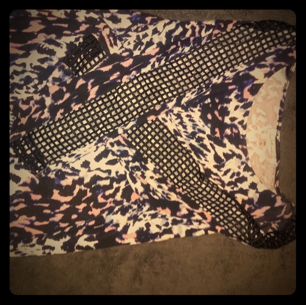Multi color pattern blouse